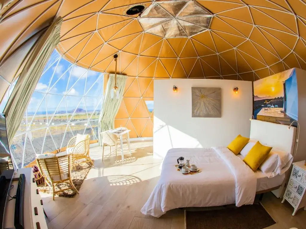 Hotel burbuja Eslanzarote Luxurious Eco Dome Experience 01